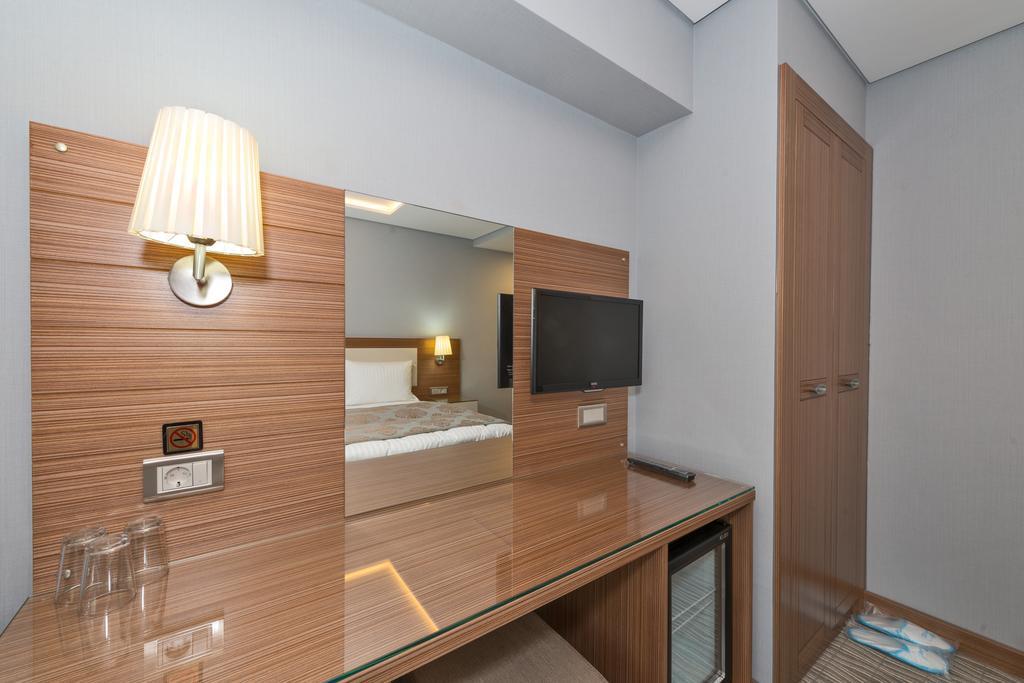 Floransa City Hotel Istanbul Bagian luar foto